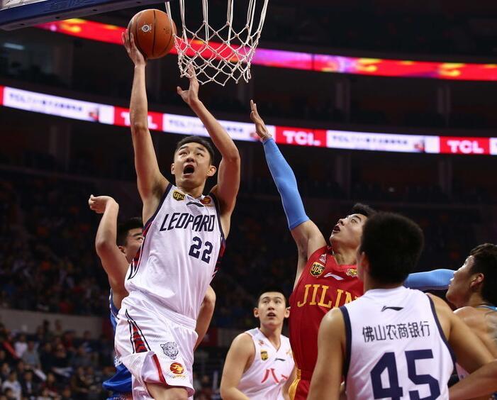 孔塞桑：近十年只有两个教练带AC米兰夺过冠，我是其中之一（孔塞桑：过去十年仅两位主帅率AC米兰夺冠，我在其中）