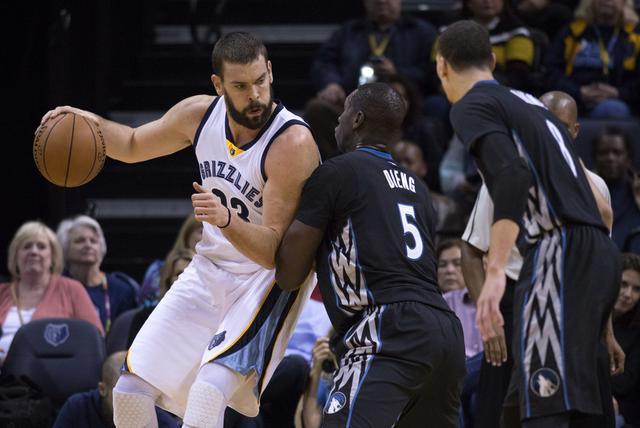 成都vs广岛三箭：费利佩、周定洋出战，德尔加多替补（成都迎战广岛三箭：费利佩、周定洋出战，德尔加多担任替补）