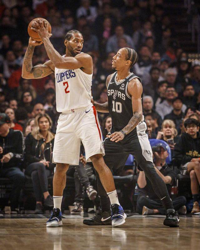 王钰栋首个主力赛季表现：共12球5助攻，荣膺中超本土金靴（王钰栋首个主力赛季12球5助，加冕中超本土金靴）