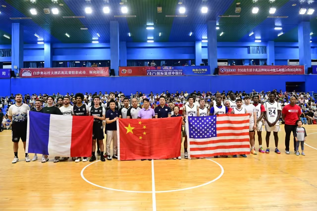 中超赛报：广州队主场击败武汉三镇,（中超战报：广州队主场力克武汉三镇）