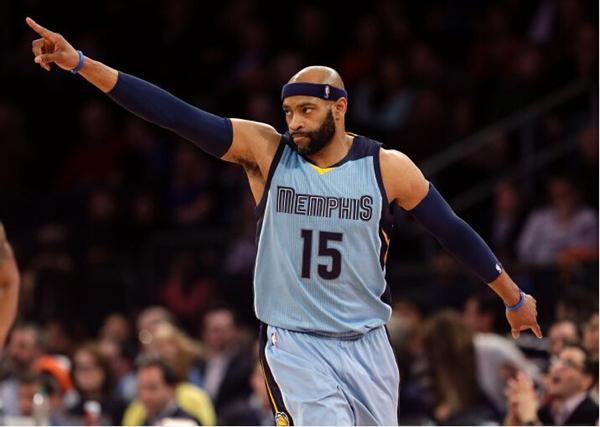 皇马主席：过去15年赢得58冠，穿上这球衣就要战斗到最后（皇马主席：近15年揽58冠，披上白衣就要战至终场）