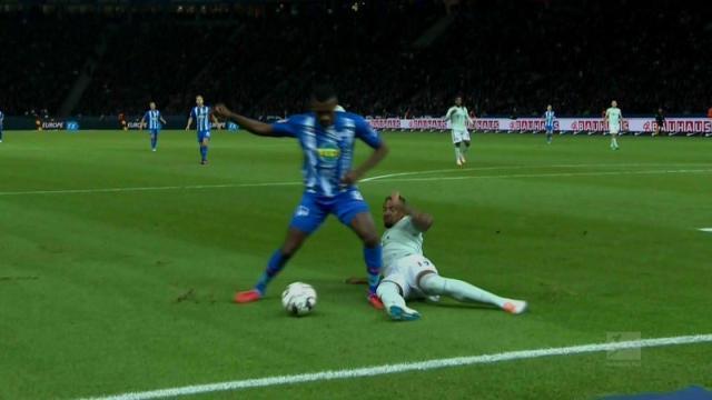 NBA半场：布伦森16分6板，尼克斯59-57领先76人（半场战报：布伦森16分6篮板，尼克斯59-57暂领先76人）